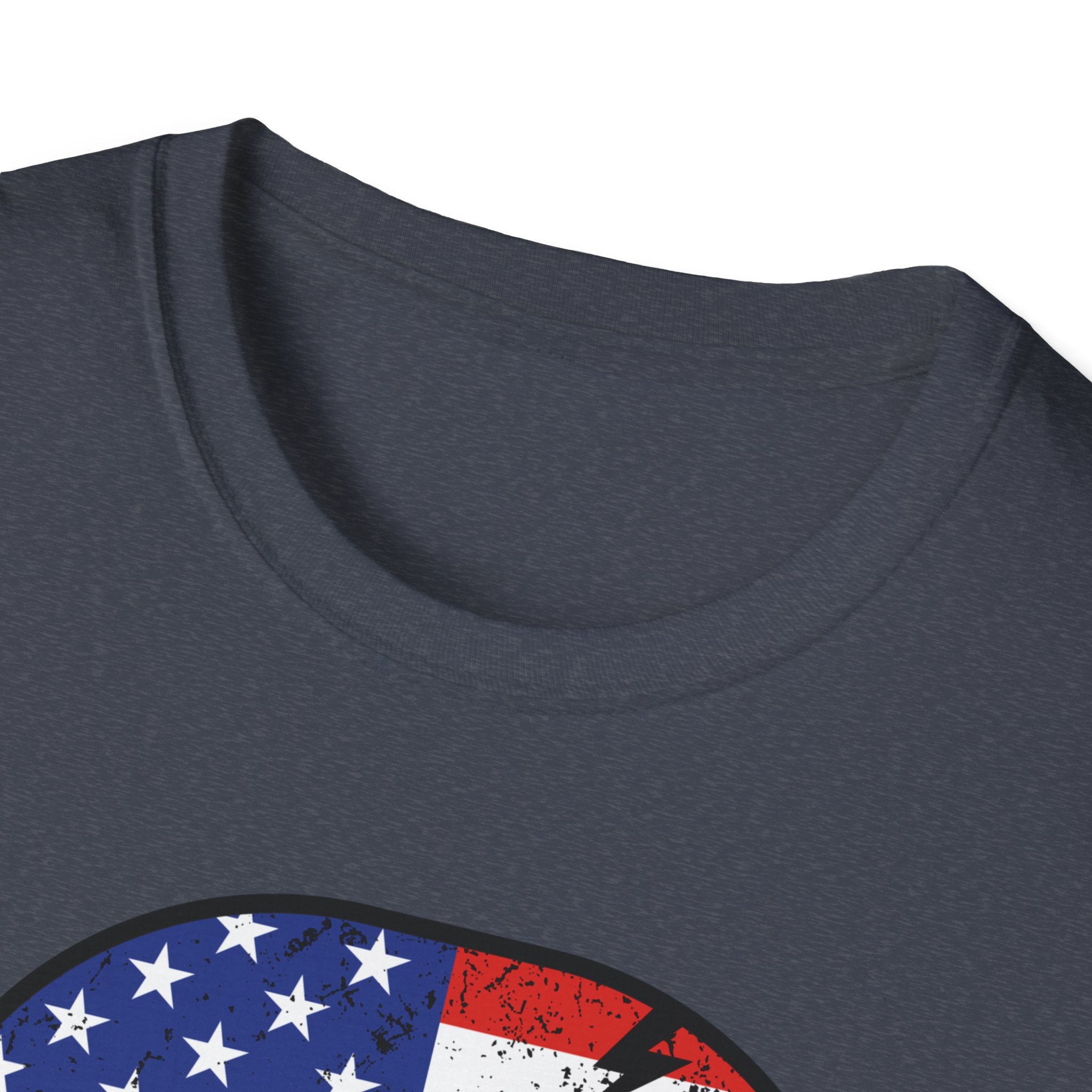 American Flag Skull T-Shirt — Distressed USA Patriotic Tee